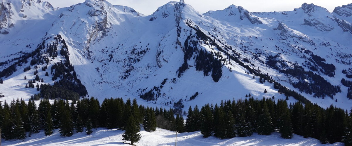 La Clusaz ouvre ses remontées mécaniques pour ce week-end