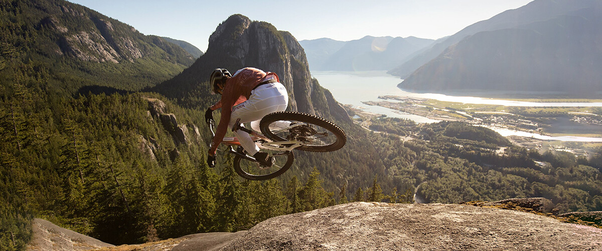 Kilian Bron : sa vision du vélo de montagne dans son nouveau film « Cross countries »