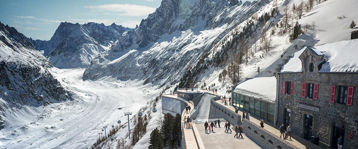 LE TÉLÉCABINE DE LA MER DE GLACE : PLONGEZ AU CŒUR DE LA HAUTE MONTAGNE