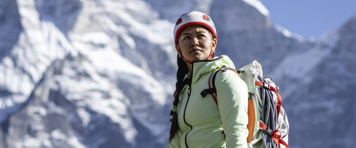 Dawa Yangzum Sherpa : L’alpiniste népalaise qui déplace des montagnes et nous rappelle que le mot “montagne” est féminin