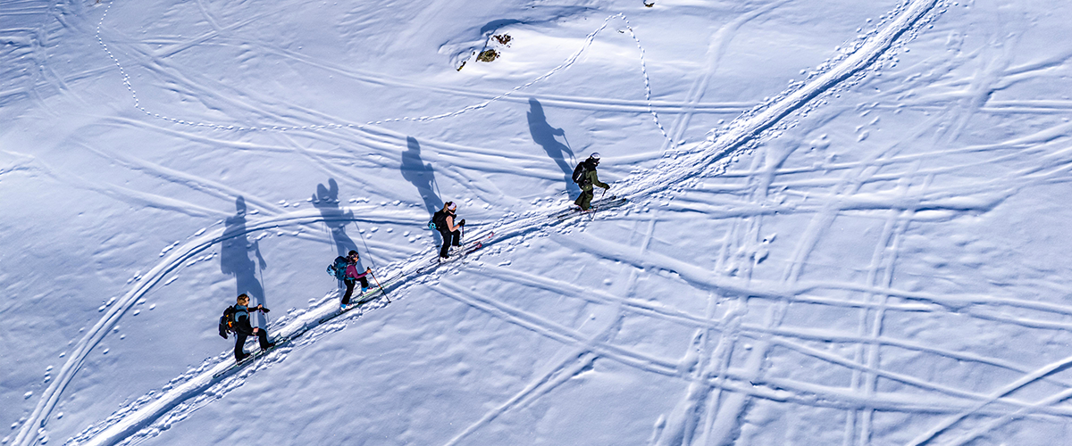 Partez à la découverte des plus belles traversées en ski de randonnée à La Grave et dans la vallée de la Clarée