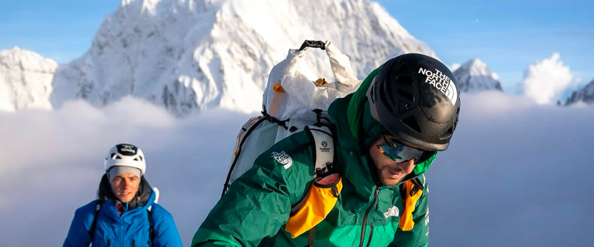 L'incroyable cordée de Benjamin Védrines et Nicolas Jean, en route vers le Jannu Est