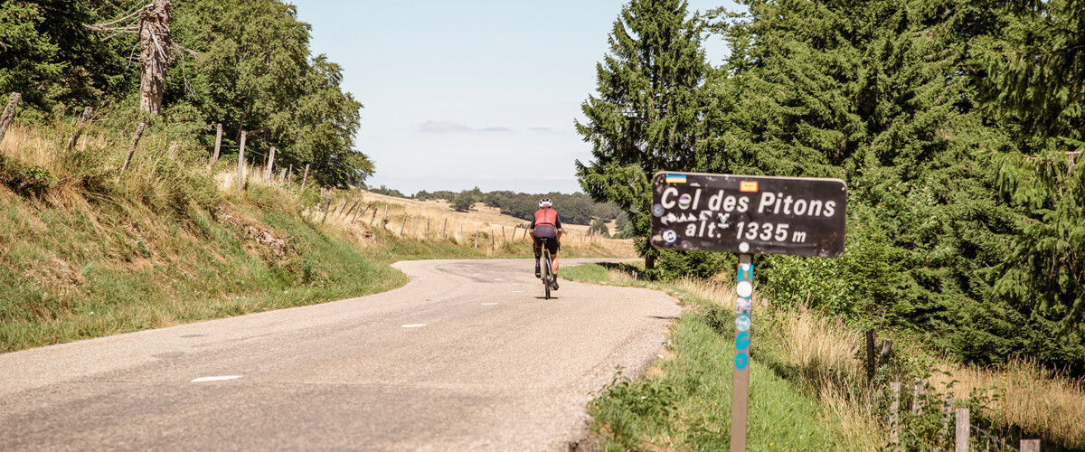 Les monts du Genevois quatre itinéraires vélo pour prendre de la hauteur au Salève