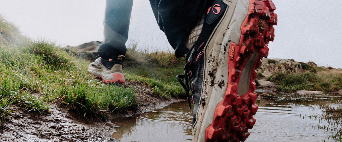 Decathlon - Quechua : La randonnée change. Les chaussures aussi. Découvrez les MH 900.