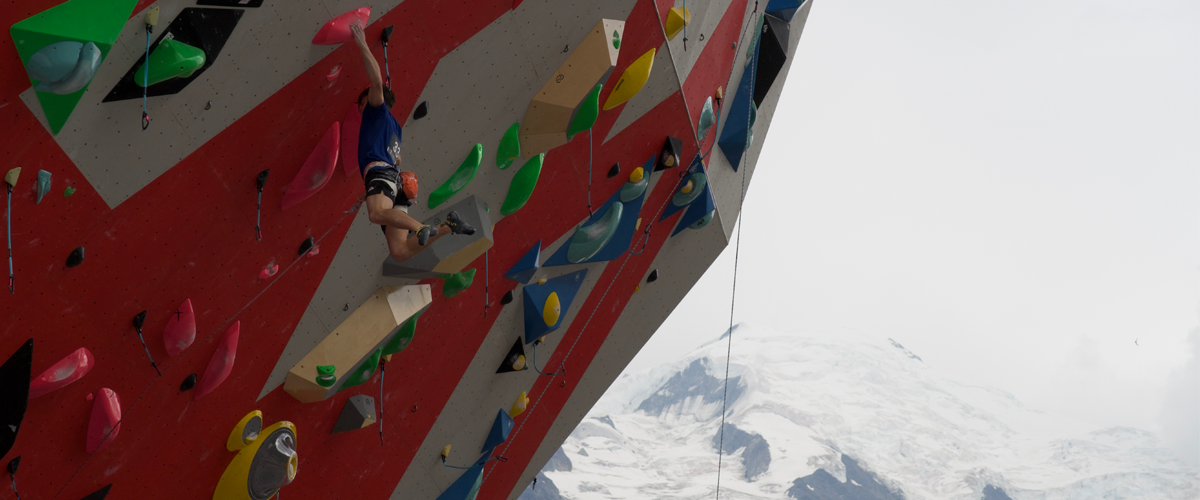 Championnats du monde d’escalade à Chamonix : entre finales historiques et hébergement premium à la AO House