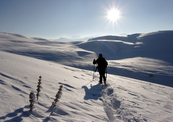 Les Brasses, Une destination de montagne et de traditions