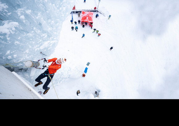 Rendez-vous à la coupe du monde d'escalade sur glace à La Plagne