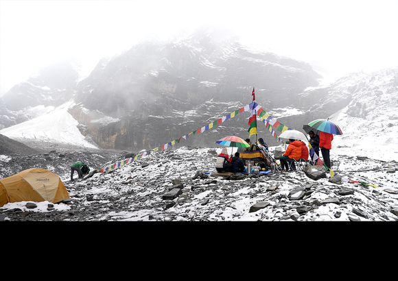 Quand l'ascension de Vivian Bruchez du Dhaulagiri ne se passe pas comme prévu...