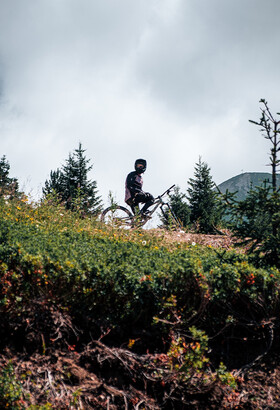 Kilian Bron : "La Clusaz et ses alentours sont l’endroit rêvé pour la pratique de VTT."