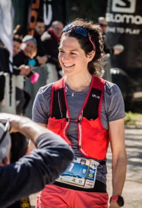 Camille Bruyas au départ de l'UTMB 2025 : l’art de lever le pied avant de recourir plus fort