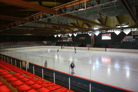 Patinoire Jean Regis