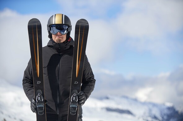 Les skis haut de gamme Dénériaz