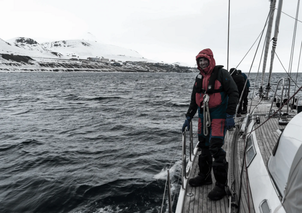 Le film “An Arctic Journey” nous emmène en voyage aux confins du Svalbard pour un snowtrip isolé
