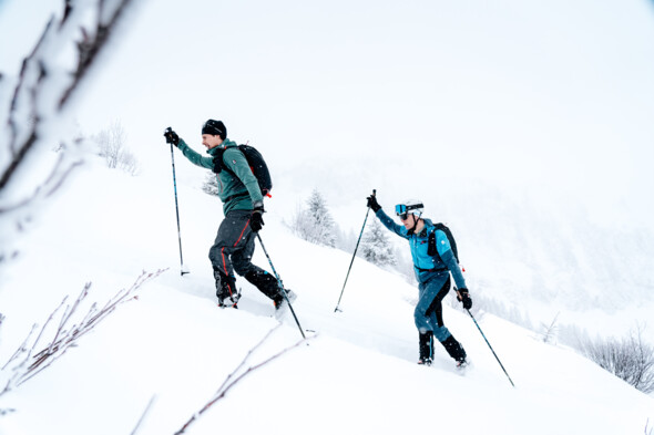 L’alpiniste Charles Dubouloz et le chef étoilé Jean Sulpice se lancent un défi sportif en cordée pour la Pierra Menta 2025