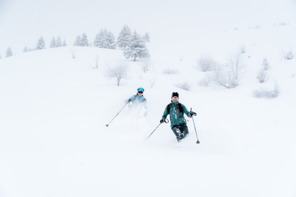 L’alpiniste Charles Dubouloz et le chef étoilé Jean Sulpice se lancent un défi sportif en cordée pour la Pierra Menta 2025
