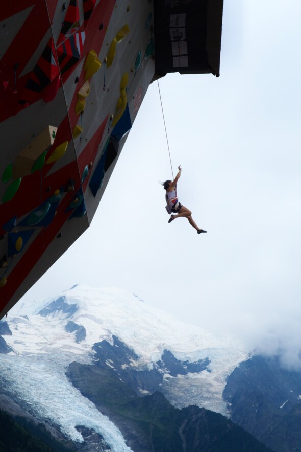 Championnats du monde d’escalade à Chamonix : entre finales historiques et hébergement premium à la AO House