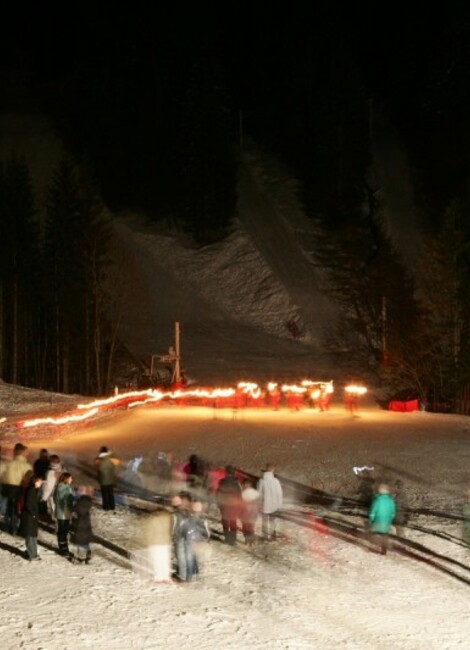 DESCENTE AUX FLAMBEAUX À LA CHÈVRERIE