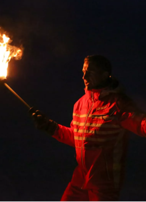 DESCENTE AUX FLAMBEAUX ET SHOW DES MONITEURS