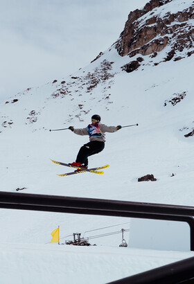 MOUNTAIN SHAKER : COUPE DU MONDE DE SKI SLOPESTYLE