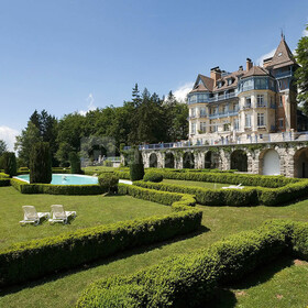 Château des Avenières CRUSEILLES