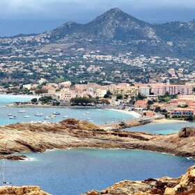 L'île-rousse L'ILE ROUSSE